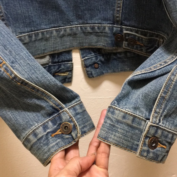 2009 Icon Classic Gap denim jacket - Picture 7 of 8